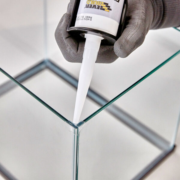 This image displays the Everbuild Everflex AquaMate Aquarium Sealant In Application