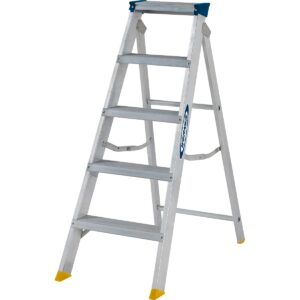 Werner Mastertrade Swingback Stepladder - 5 Tread