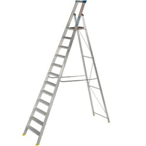 Werner Mastertrade Platform Stepladder - 12 Tread