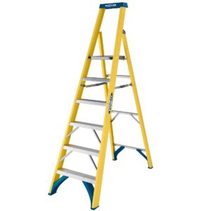 Werner Fibreglass Platform Stepladder - 6 Tread